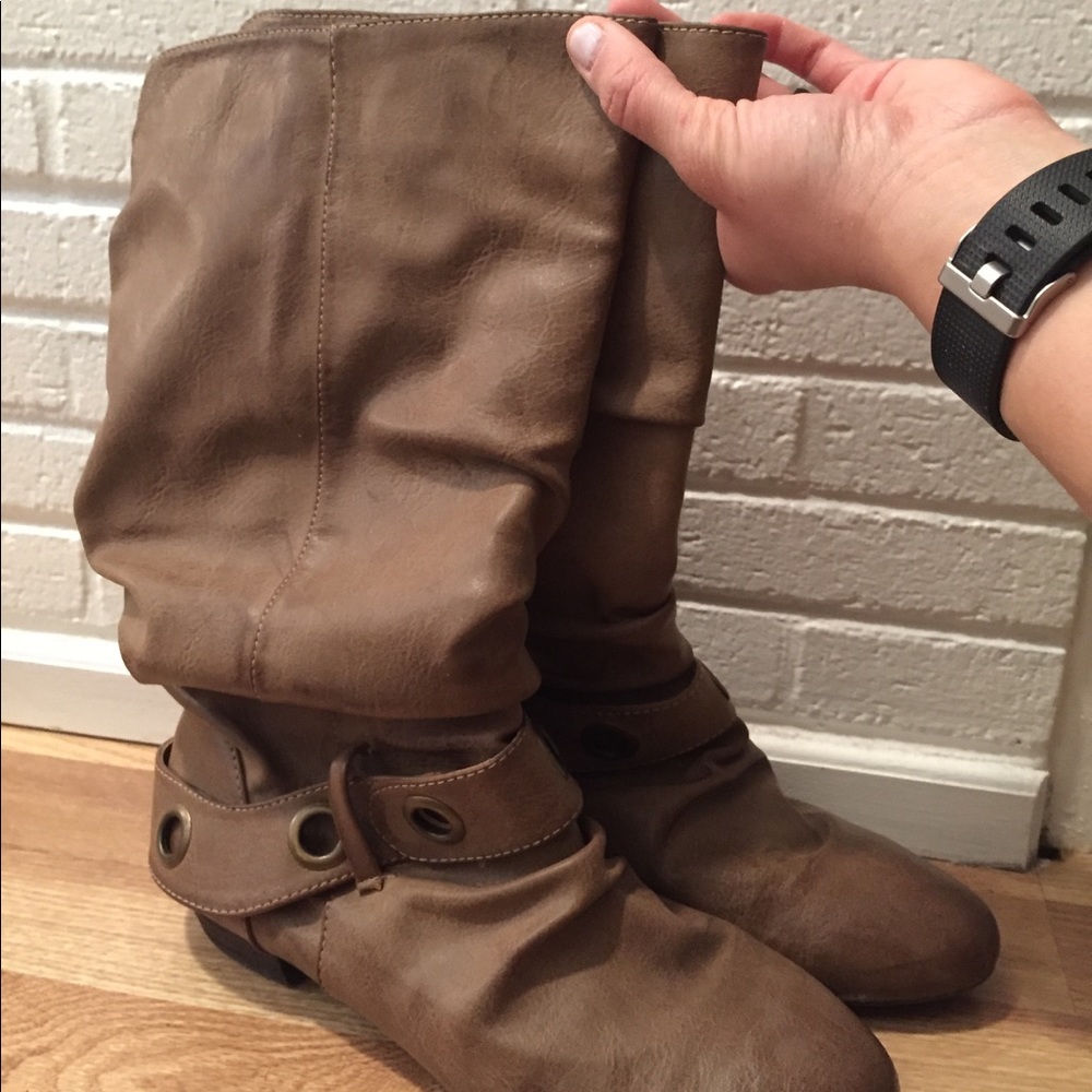 Slouchy boots